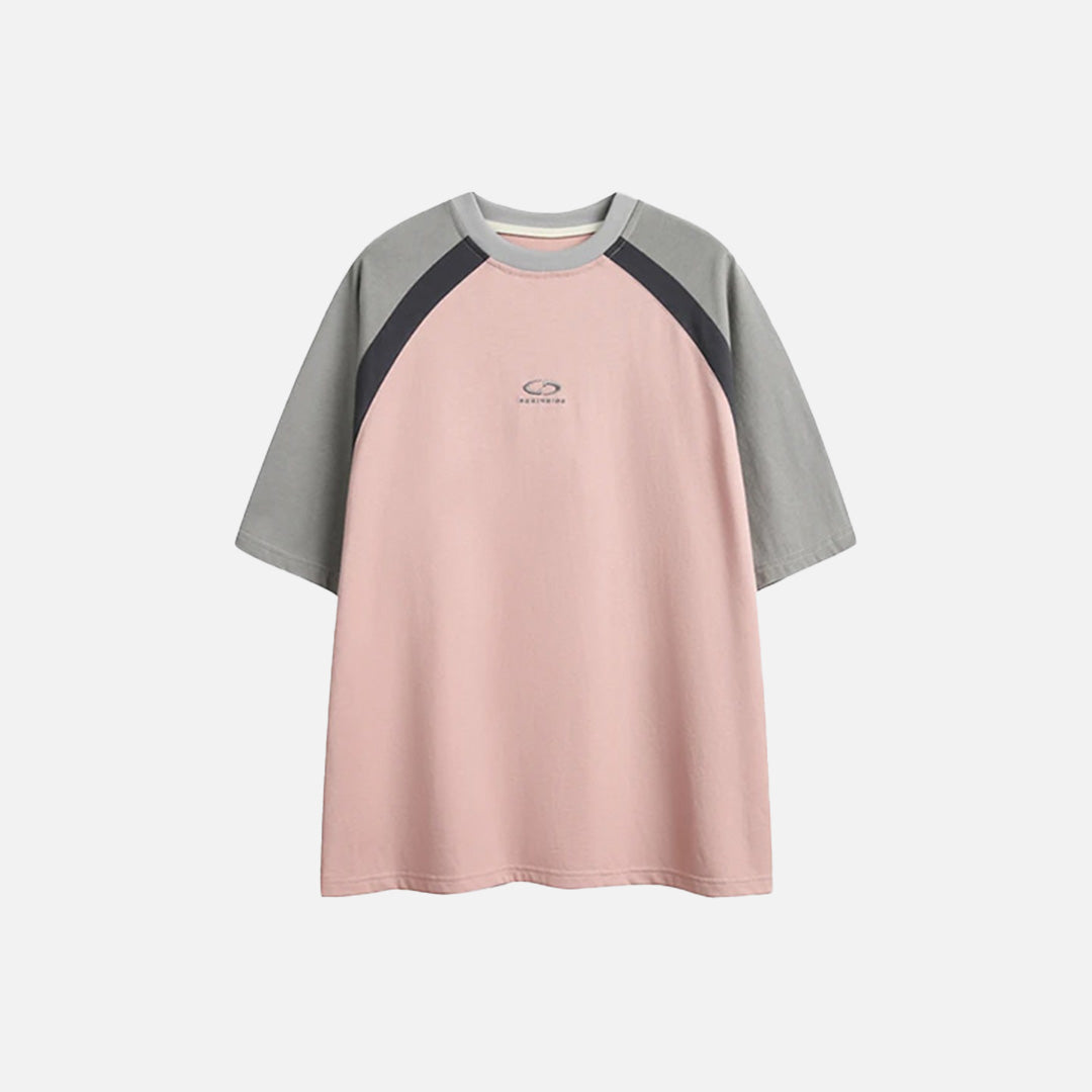 Front view of the pink Classic Raglan T-shirt in a gray background