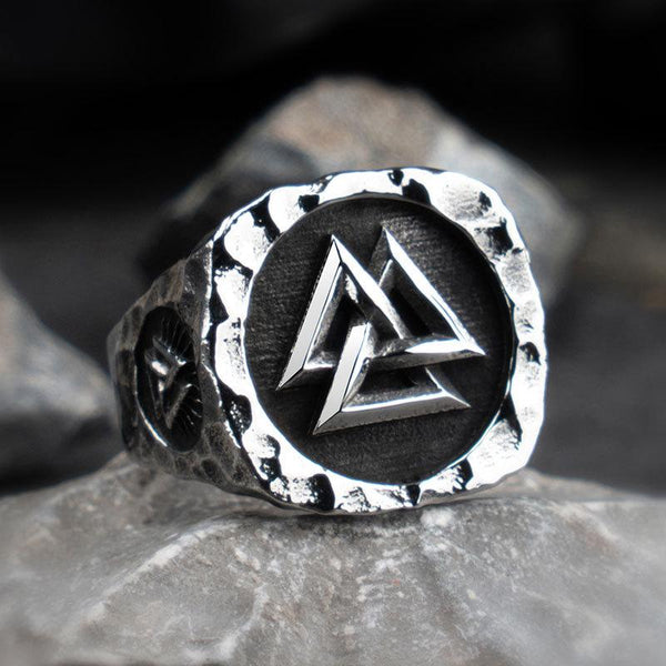 The 4th Pyramid Vintage Ring